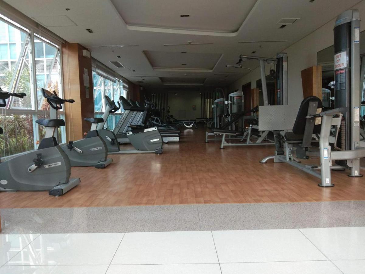 Mactan Newtown Condo With Pool Access มักตัน ภายนอก รูปภาพ