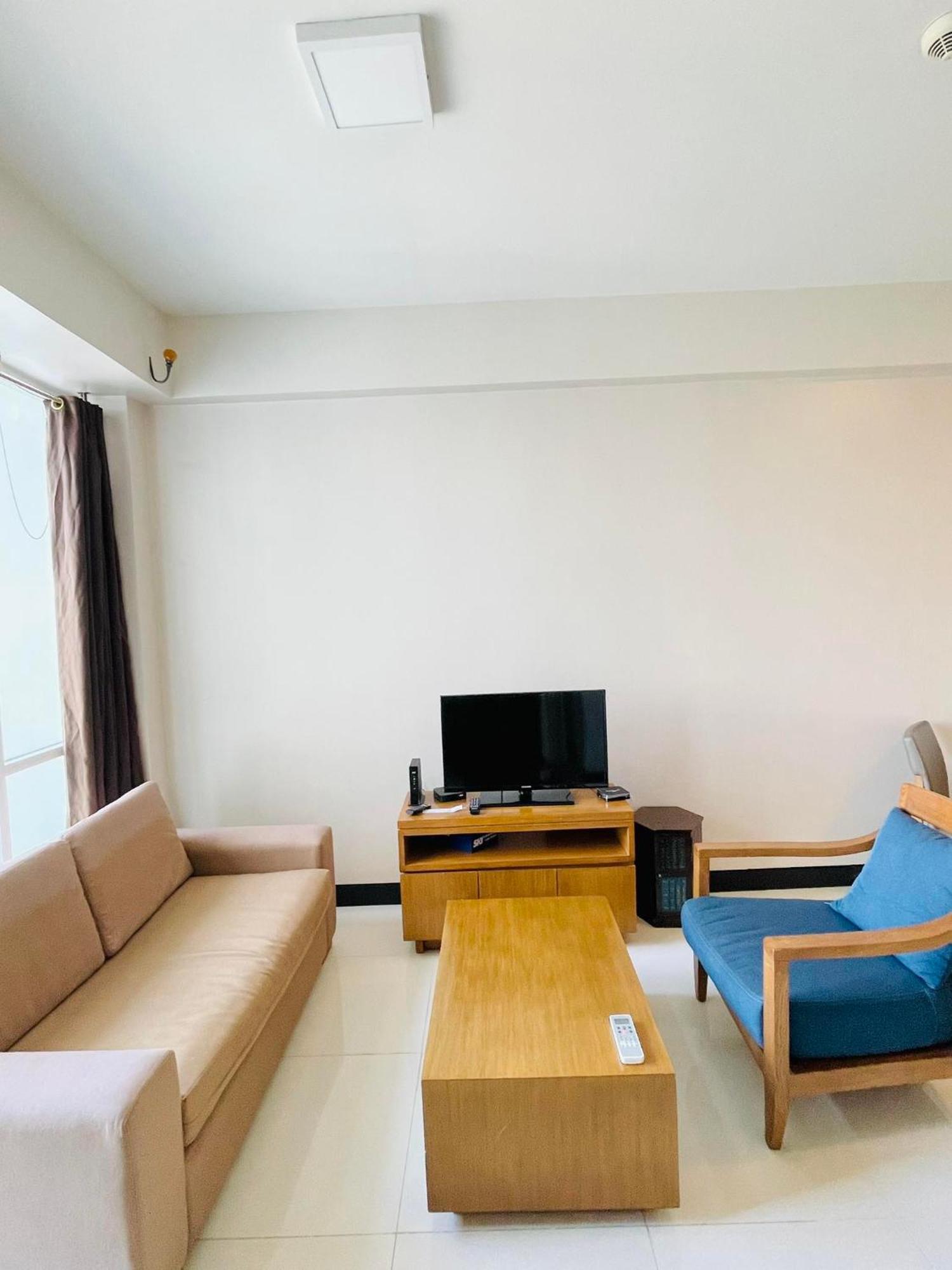 Mactan Newtown Condo With Pool Access มักตัน ภายนอก รูปภาพ